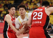 开云体育平台APP-亚洲篮球传统赛事启幕，球队备战冲刺全球状元杯的简单介绍