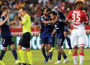 开云体育官方网站-荷兰队长取得新赛季首个三双数据