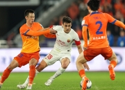 开云体育官网-武汉队逆转战胜上海海港队，晋级领先