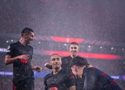 开云体育下载-足球职业联赛中引发球迷热议的焦点战