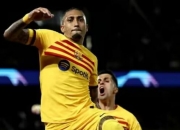 开云体育入口-老鹰战胜黄蜂，演绎惊心动魄的胜利之战