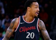 开云体育中国-快船完胜76人，霍勒迪点燃赛场