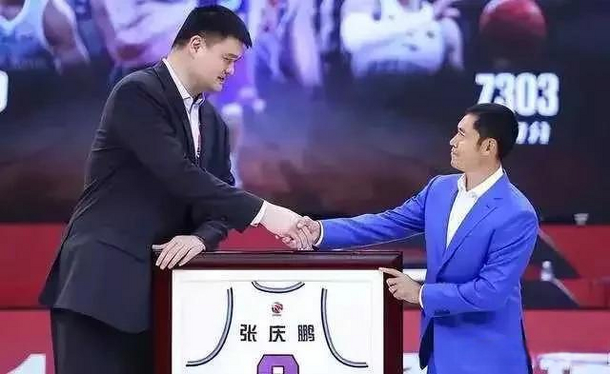 张庆鹏被首钢重用,成控卫大将! 张庆鹏被首钢重用,成控卫大将!