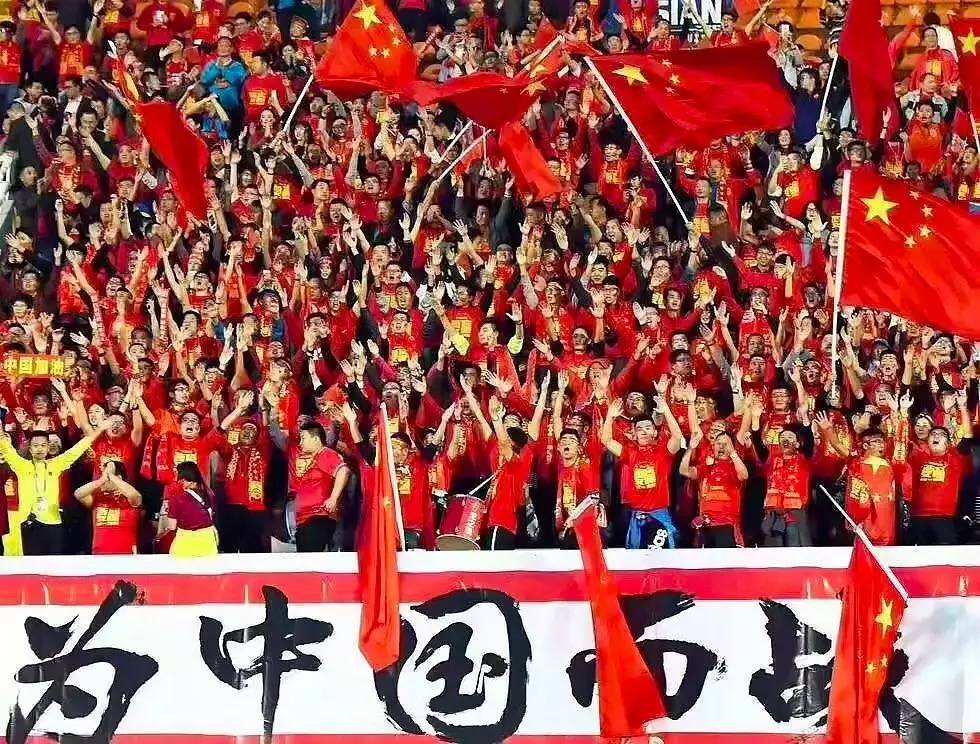 国际足球大战中国队夺冠激动人心,掀起狂热风潮的简单介绍 国际足球大战中国队夺冠激动人心,掀起狂热风潮的简单介绍