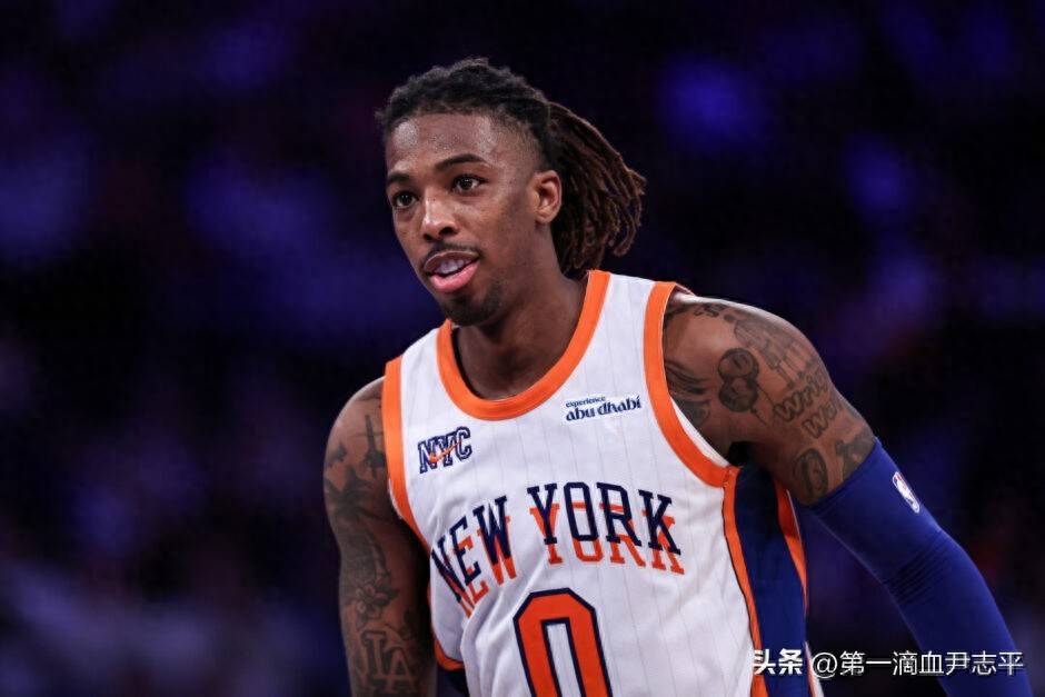 罗马老将重伤告别赛季,令球迷扼腕 罗马老将重伤告别赛季,令球迷扼腕