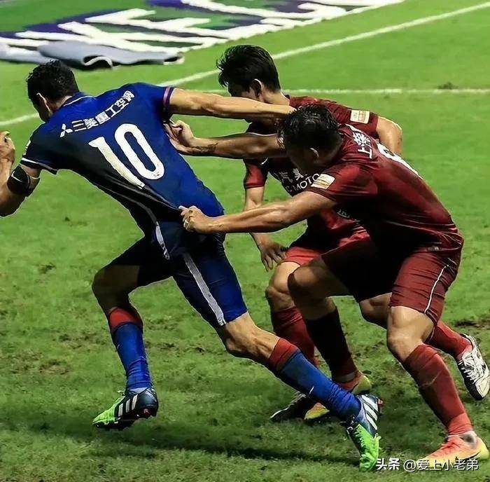 恒大主场不敌申花，连续两场失利