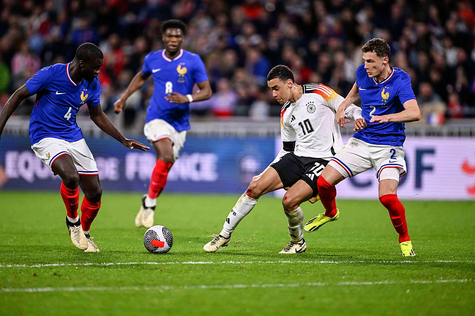 梅斯客场逆转雷恩,结束两连败 梅斯客场逆转雷恩,结束两连败