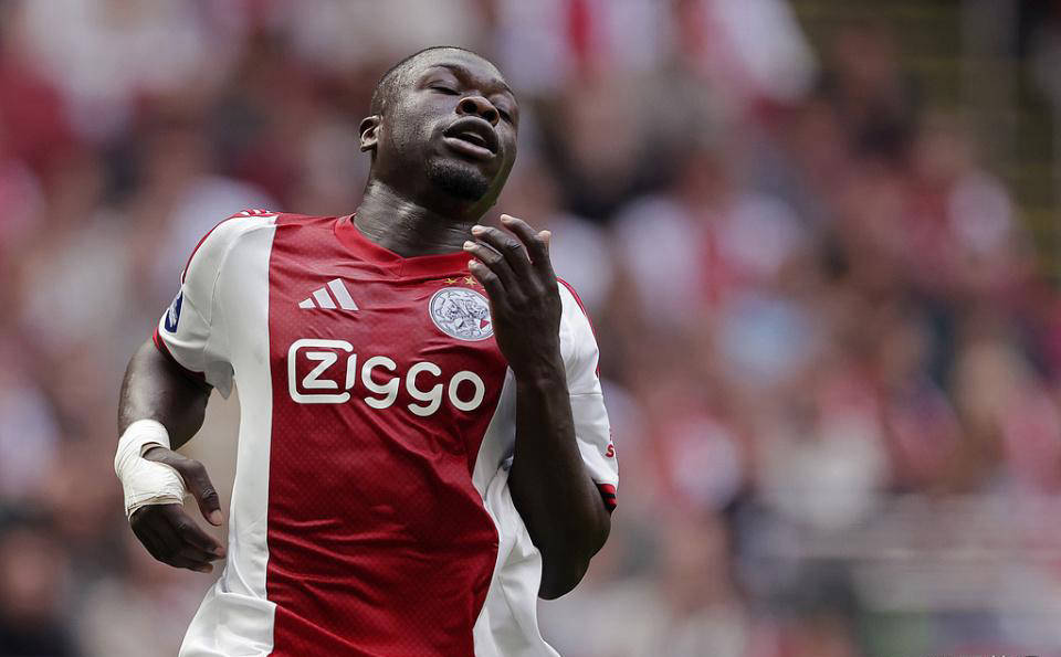 阿贾克斯逆转巴黎圣日耳曼，奇迹发生