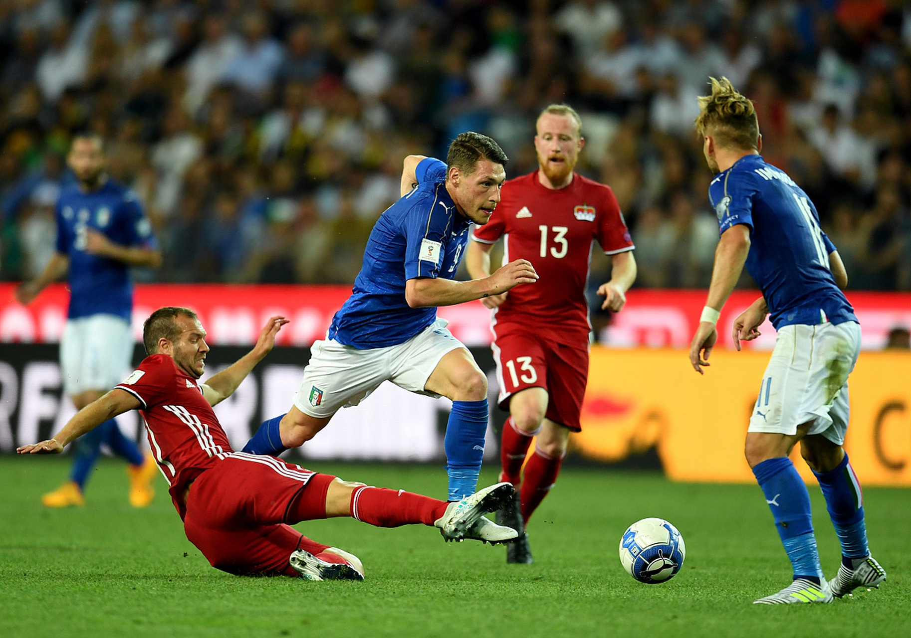 关于欧预赛强强对决,比分胶着防守拦截无间的信息 关于欧预赛强强对决,比分胶着防守拦截无间的信息