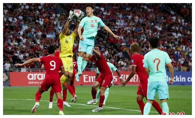 包含沃特福德客场战平米德尔斯堡，难分胜负的词条