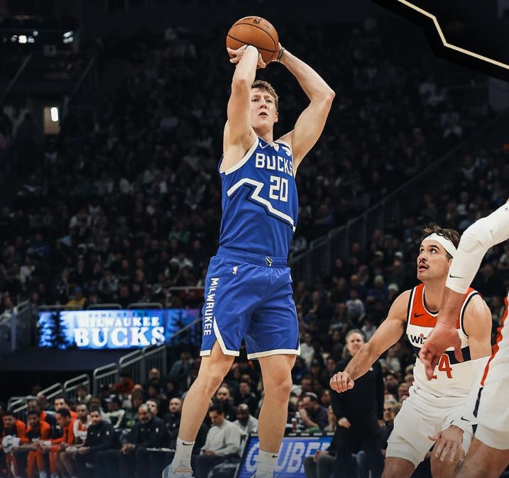 雄鹿豪取连胜，字母哥成为联盟最佳得分手的简单介绍