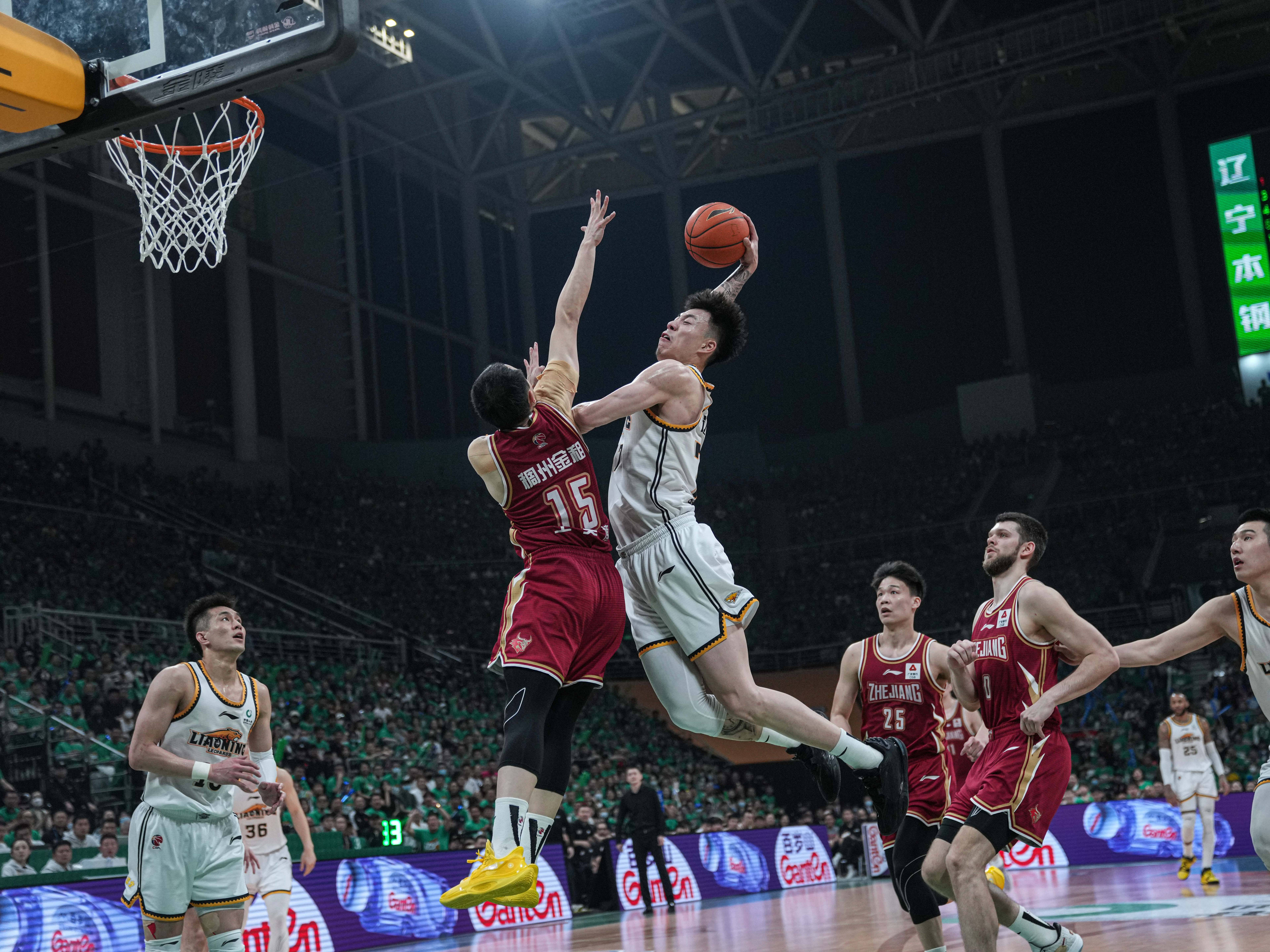 德国遭逆转，争分夺晋级之路不易的简单介绍