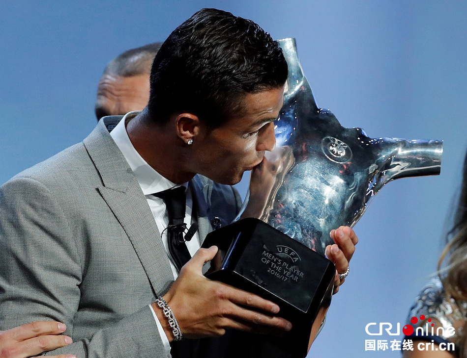 多特蒙德大胜卡迪夫城,蝉联小组第一的简单介绍 多特蒙德大胜卡迪夫城,蝉联小组第一的简单介绍