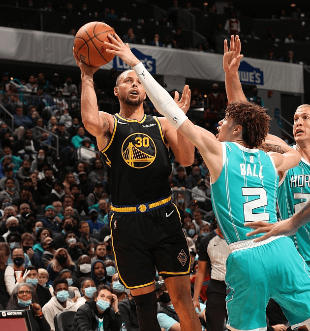 关于汉堡球员团结一心，主场连胜状态稳定的信息