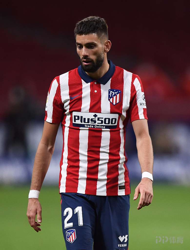 丹麦轻取曼联,苏亚雷斯扛起全队 丹麦轻取曼联,苏亚雷斯扛起全队